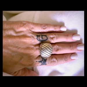 925 Sterling Silver Ring!